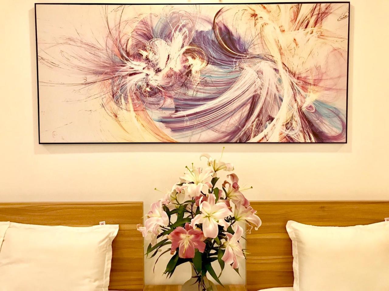 Louis Hotel - Bui Vien Walking Street Cidade de Ho Chi Minh Exterior foto
